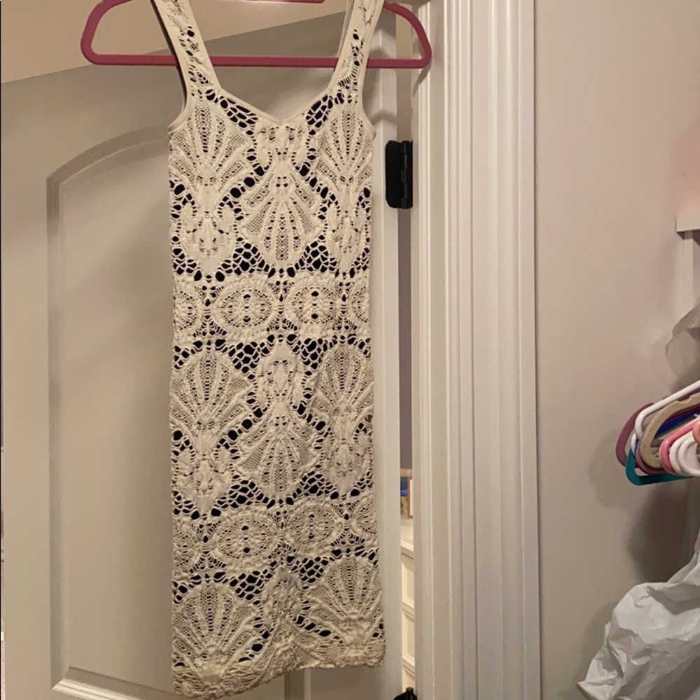 Black and white bodycon dress